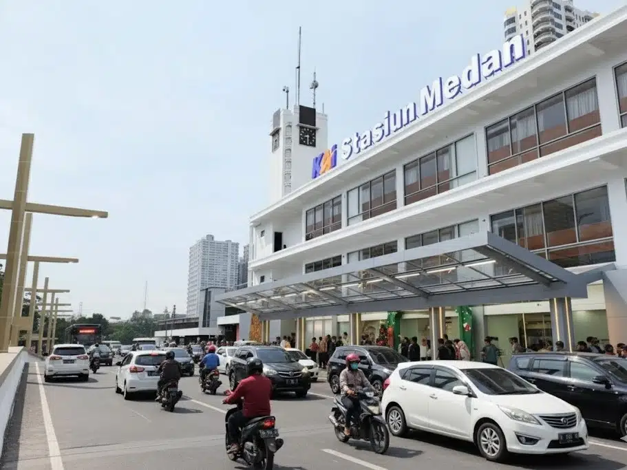 stasiun kereta api medan